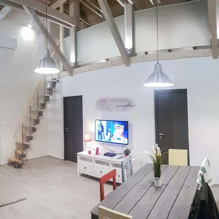Amazing In W/ Wifi And 2 Bedrooms Διαμέρισμα *